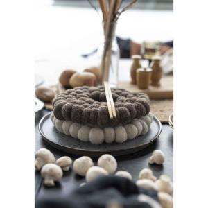 Grytunderlägg Rulle, Nougat - Tovad ull