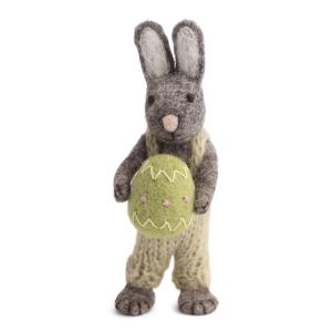 Grå hare med gröna byxor och påskägg (21412) - Én Gry & Sif    KOMMER I MARS