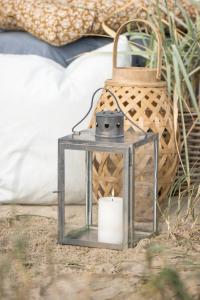 IB Laursen, Lanterna i grå metall