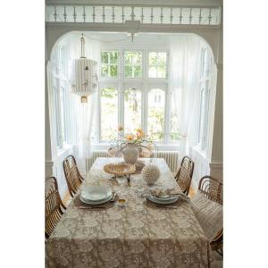 Duk i sandfärgade toner, Sonia  145x300cm