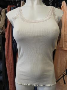 Linne, Ribbat med spets, Beige Amanda - Caramelle Fashion / Chica London