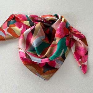 Scarves Mönstrad Multi  (70x70 cm) - Three M