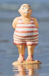 IB Laursen, Herre i badkläder - Randig baddräkt och vit mustasch