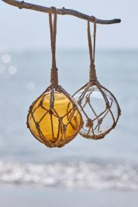 Glaskula i jutesnöre - Ib Laursen