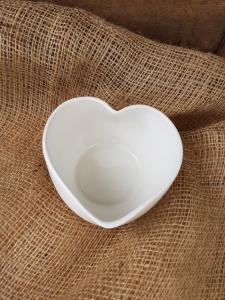 Hjärtskål i stengods