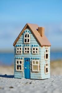 Keramikhus för värmeljus, Ljusblå, Visby, Ib Laursen (27681-21)