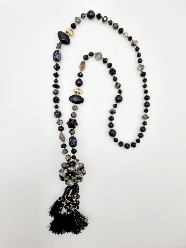 Halsband Långt, Maffig kula och tofsar, Svart - Cat & Co