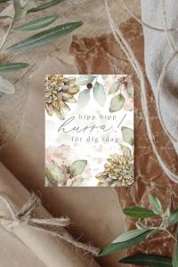 Maja Gåvokort - Hipp Hipp Hurra (grönblommigt)