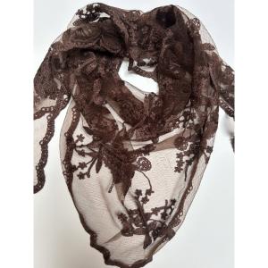 Scarves Brun, Triangelformad i spets - Three M