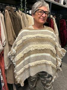 Poncho Stickad, Felicia - Cabana Living