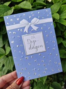 På dopdagen, Hjärtan och prickar på ljusblå/lila botten - Pictura