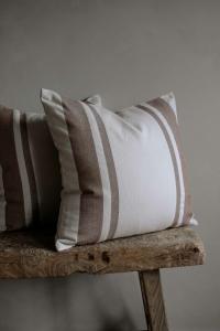 Majas Kuddfodral Rand 48x48 cm - Majas Cottage