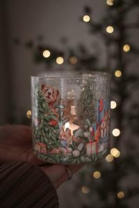 Majas Ljuslykta, A Christmas Saga (12x12 cm) - Majas Cottage