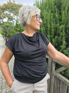 Topp med waterfallringning, Svart Felicia - Chica London