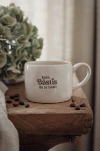 Majas Mugg, Kära Bästis - Majas Cottage    BERÄKNAD LEV: JAN