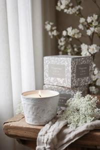 Majas Doftljus - Happiness Cava - Majas Cottage    BERÄKNAD LEV: JAN