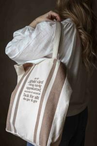 Majas Tygpåse Uppskattad - Majas Cottage    BERÄKNAD LEV: APRIL