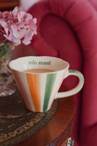 Majas Mugg, Min Stund - Majas Cottage