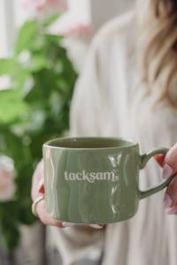 Majas Mugg, Tacksam (Grön) - Majas Cottage    BERÄKNAD LEV: FEB