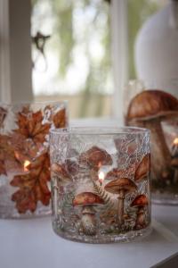 Majas Lykta, Autumn Forest Mushrooms (8x8 cm) - Majas Cottage     BERÄKNAD LEV: JULI/AUG