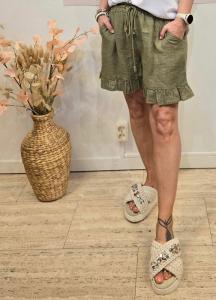 Linneshorts med volang, Armygrön (Linn) - Soulful Fashion
