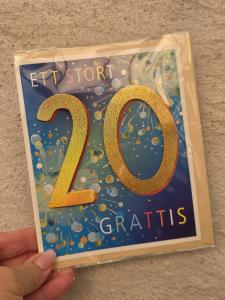 20 - Ett stort grattis (3D), Dubbelt kort - Pictura