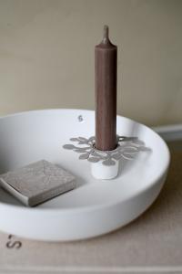 Ljusdala, Greige krans manschett - Storefactory