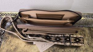 Mobilväska Taupe, Pia - Soulful Fashion