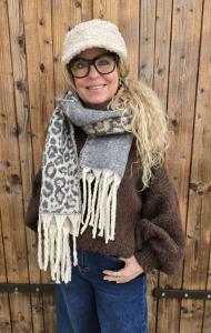 Halsduk med fransar, Sand / Offwhite, Love Leo - Soulful Fashion