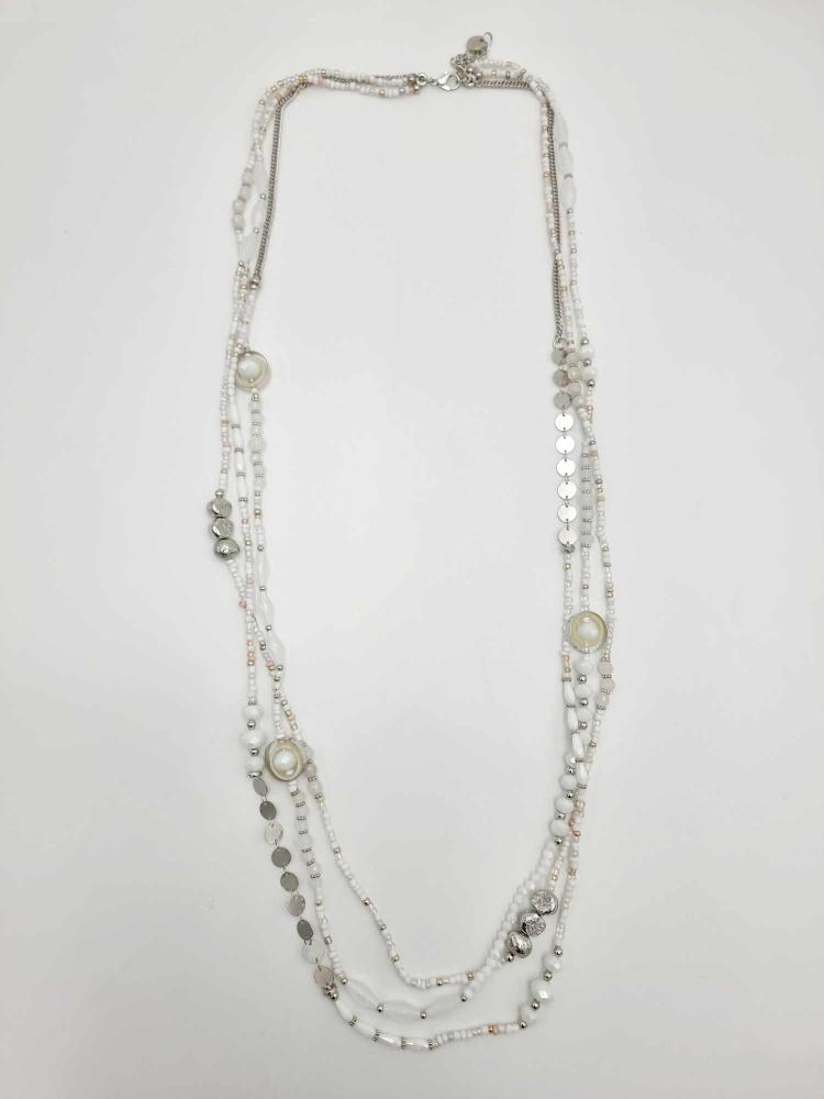 Halsband Långt, 3 rader pärlor i vitt / silver - Cat & Co