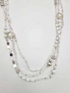 Halsband Långt, 3 rader pärlor i vitt / silver - Cat & Co