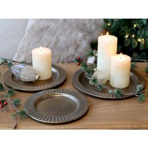 Fat med rillad kant, Antik finish, Dia: 20 cm - Chic Antique