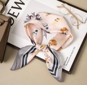 Scarf Hundar, Pavlov - Soulful Fashion