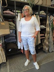 Topp Virkad, Vit Mona - Caramelle Fashion