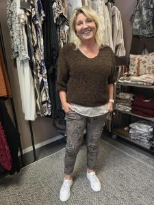 Tröja V-hals, Coffee Flora - Soulful Fashion