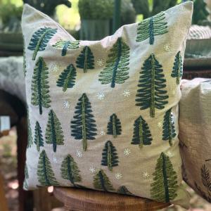 Kuddfodral Picea (Granar), Miljögården (48x48 cm)