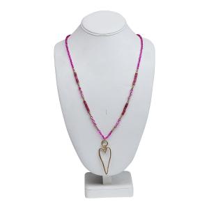 Halsband Långt, Rosa / Cerise pärlor med guldfärgat hjärta, Johanna - the moshi