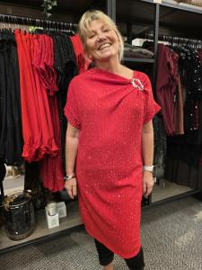 Klänning, Glittrig med silverdetalj, Röd Grace - Caramelle Fashion