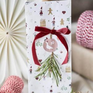 Klistermärken 1-24, Ib Laursen - Jul 2024