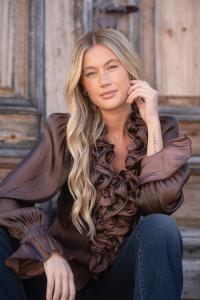 Blus med volangkrås, Brun Aria - Capri Collection