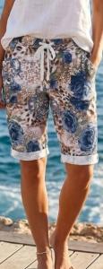 Magiskt stretchig capribyxa, Pion/Leo Blå, Anna - Caramelle Fashion    BERÄKNAD LEV: JUNI