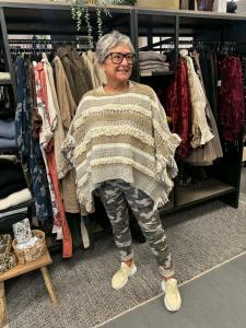 Poncho Stickad, Felicia - Cabana Living