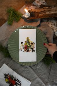 Servett Barnen i Bullerbyn, Dans kring granen - Storefactory