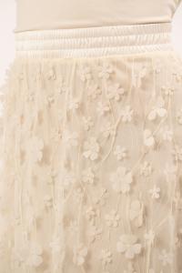 Kjol med brodyr och påsydda blommor, Champagne Chateau - Capri Collection