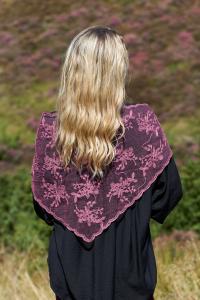 Scarves Vinröd, Triangelformad i spets (130x45 cm) - Black Colour