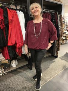 Topp Glittrig, Vinröd Viktoria - Caramelle Fashion