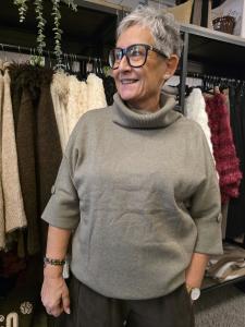 Stickad tröja med polo, Army Nelly - Caramelle Fashion