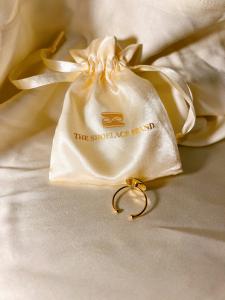 Ring, Justerbar Guldpläterad - The Shoelace Brand