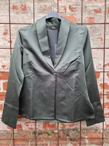 Kavaj i satin, Empire Green (Emely) - Capri Collection