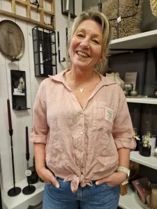 Linneblus med knyt, Gammelrosa, Annie - Soulful Fashion